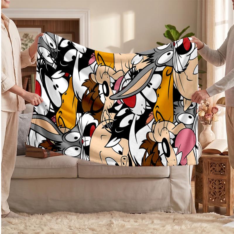 Looney Tunes Printed Flannel Blanket, Skin Friendly Warm Throw for Indoor Couch Bed Daily Use