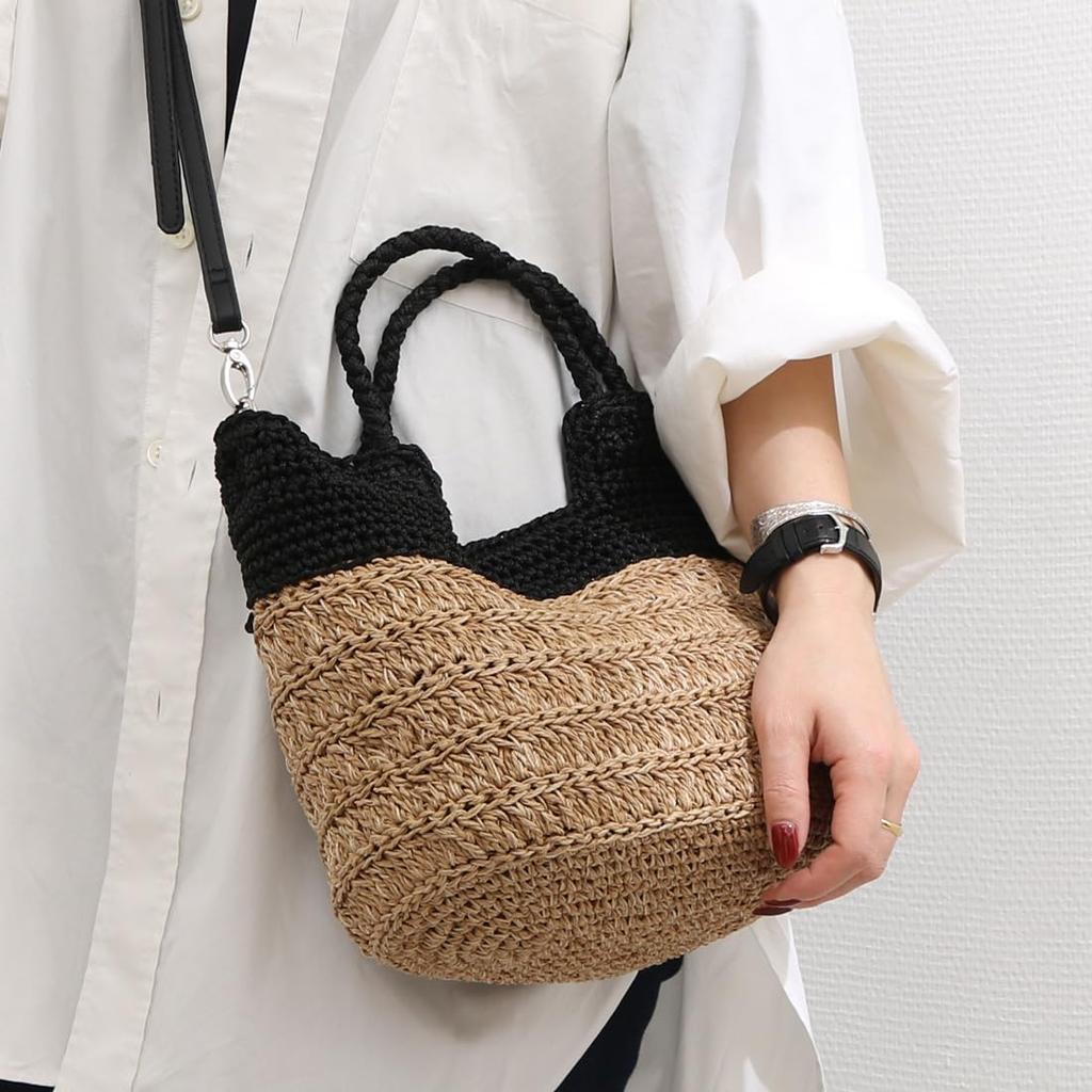 Mini tote bag with contrasting knit pattern