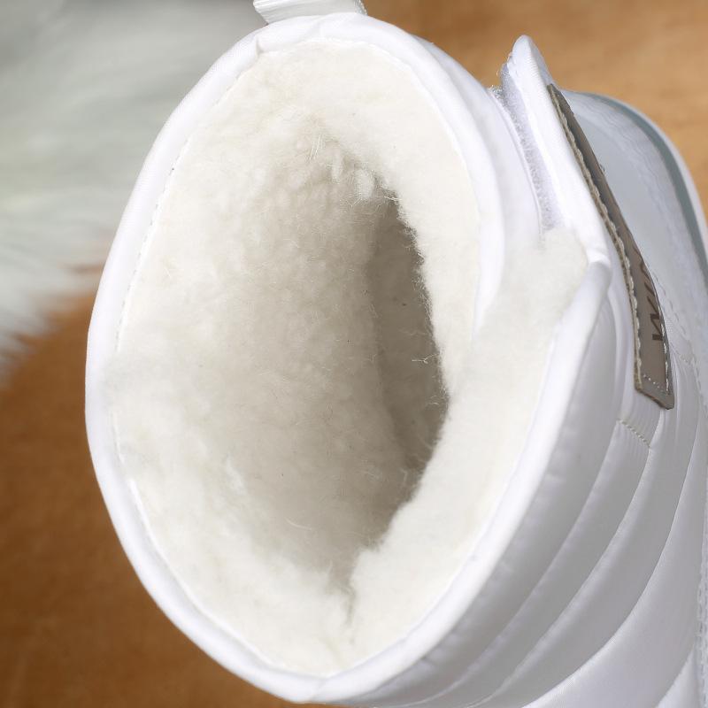 Botas de neve Masculinas de inverno quentes de veludo espessadas de cano alto para exterior de algodão impermeáveis e antiderrapantes tamanho grande botas de algodão