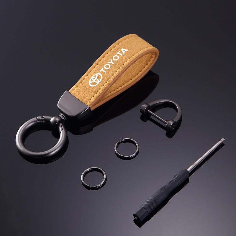 Leather Metal Luxury Car Keychain For Toyota Rav4 Prado Corolla CHR Avalon Highlander Tacoma Hilux Avensis Camry Land Cruiser