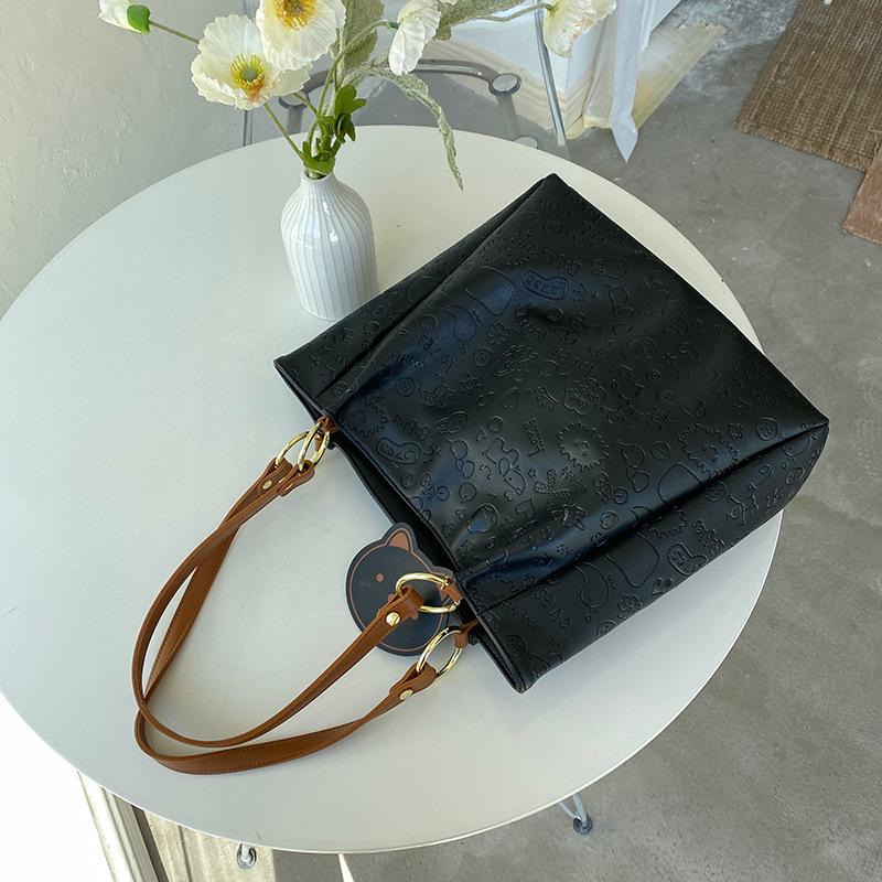 

Текстурированная Большая Сумка Новая Модная Женская Сумка Осень Универсальная Дорожная Сумка через Плечо Большой Вместимости Сумка-тоут