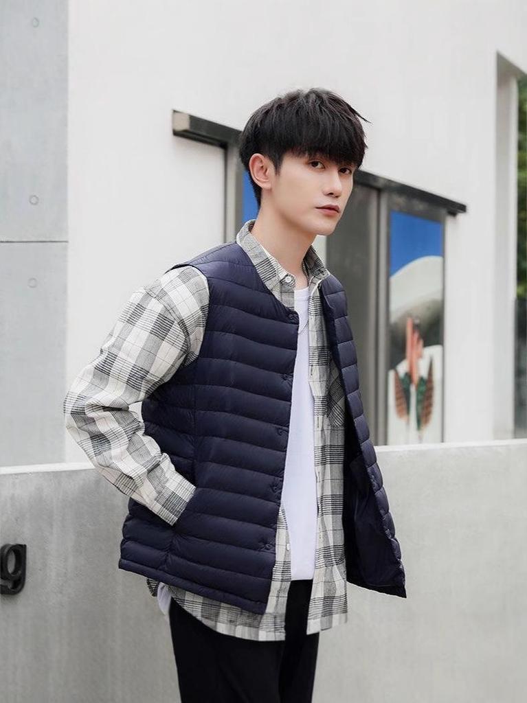 Men's Lightweight Collarless Down Vest for Autumn/Winter - Plus Size, V-Neck, Shoulder Cape.
