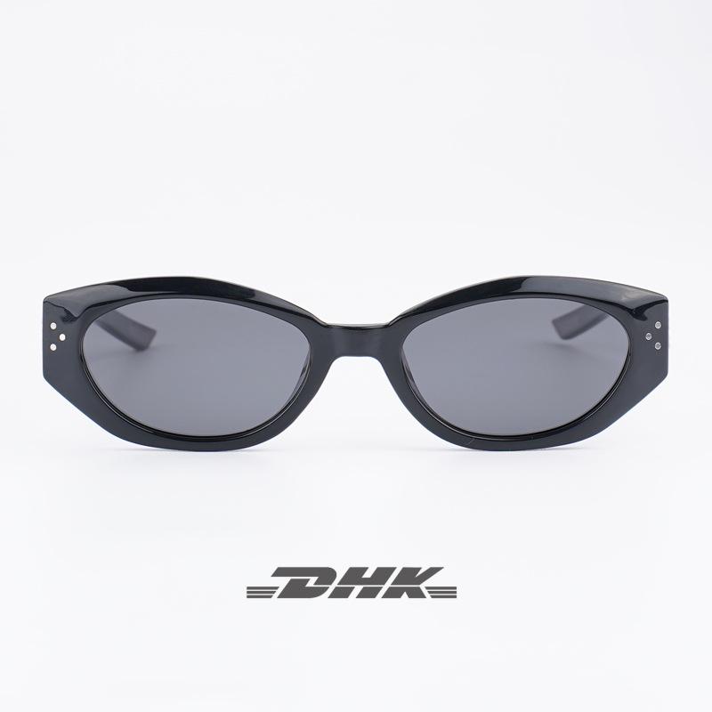 Carefully Selected Women's Cat-Eye Sunglasses - Trendy, UV Protection, DADA Style