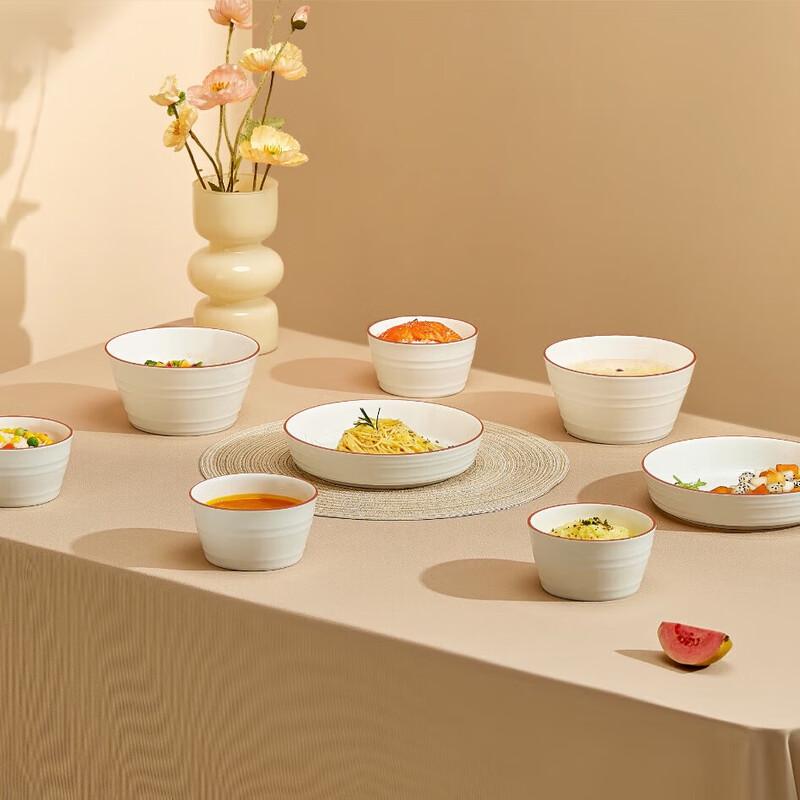 Underglaze Ceramic 8-Piece Dinnerware Set