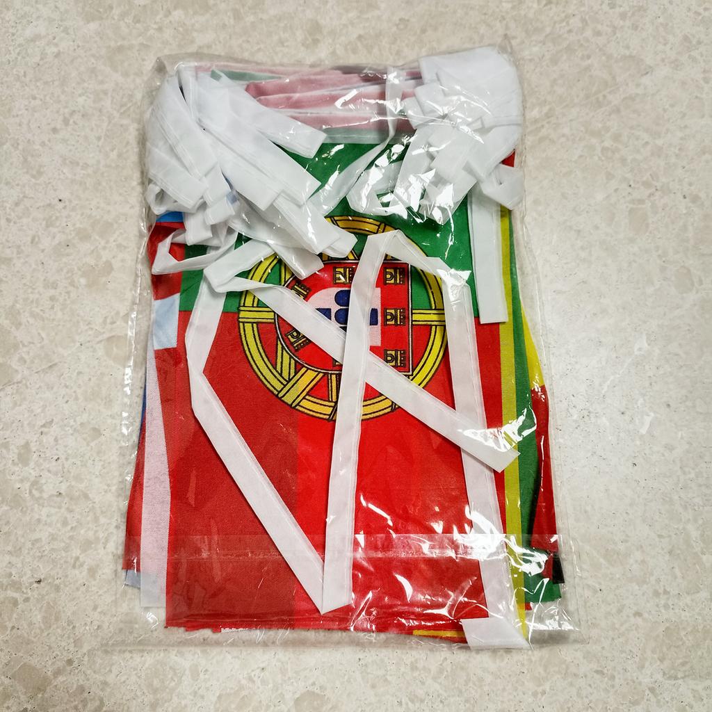 Aerlxemrbrae 14*21cm String flag 32 countries around the world nations flag small flag hanging flags