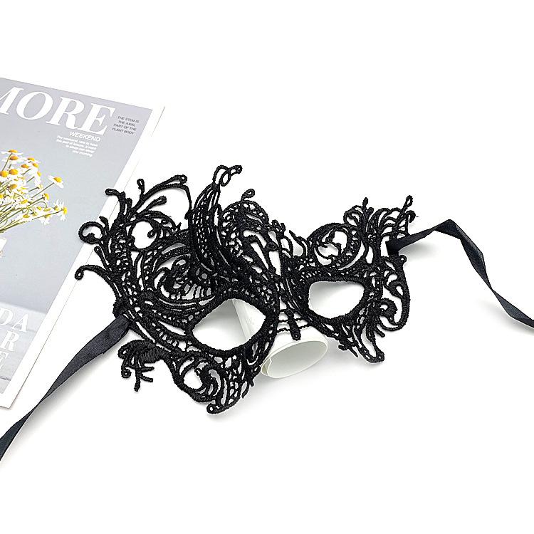2pcs Black Lace Masquerade Masks For Couple Venetian Cosplay Costume Halloween Carnival Prom Wedding Party Half Face Masks Prop