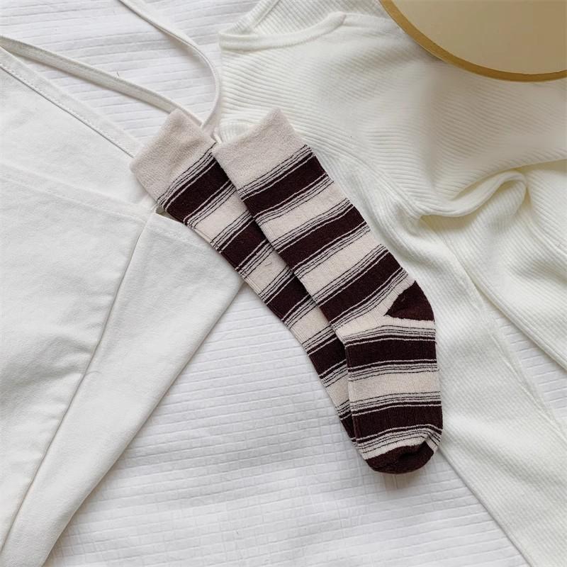 Female Spring and Autumn Vintage Towel Bottom Stripe Solid Color Tall Cotton Socks