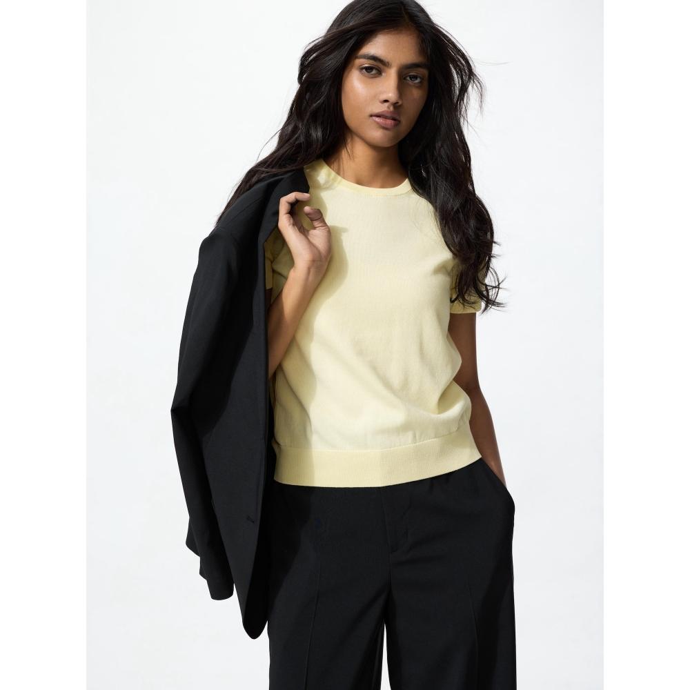 Uniqlo Japan Uv Cut Crew Neck Sweater Short Sleeve