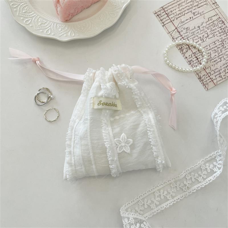 

Простой милый кружевной мешочек на шнурке для хранения женских мелочей, маленькая тканевая сумка, кошелек для монет, косметичка, органайзер для помады, подарочная сумка