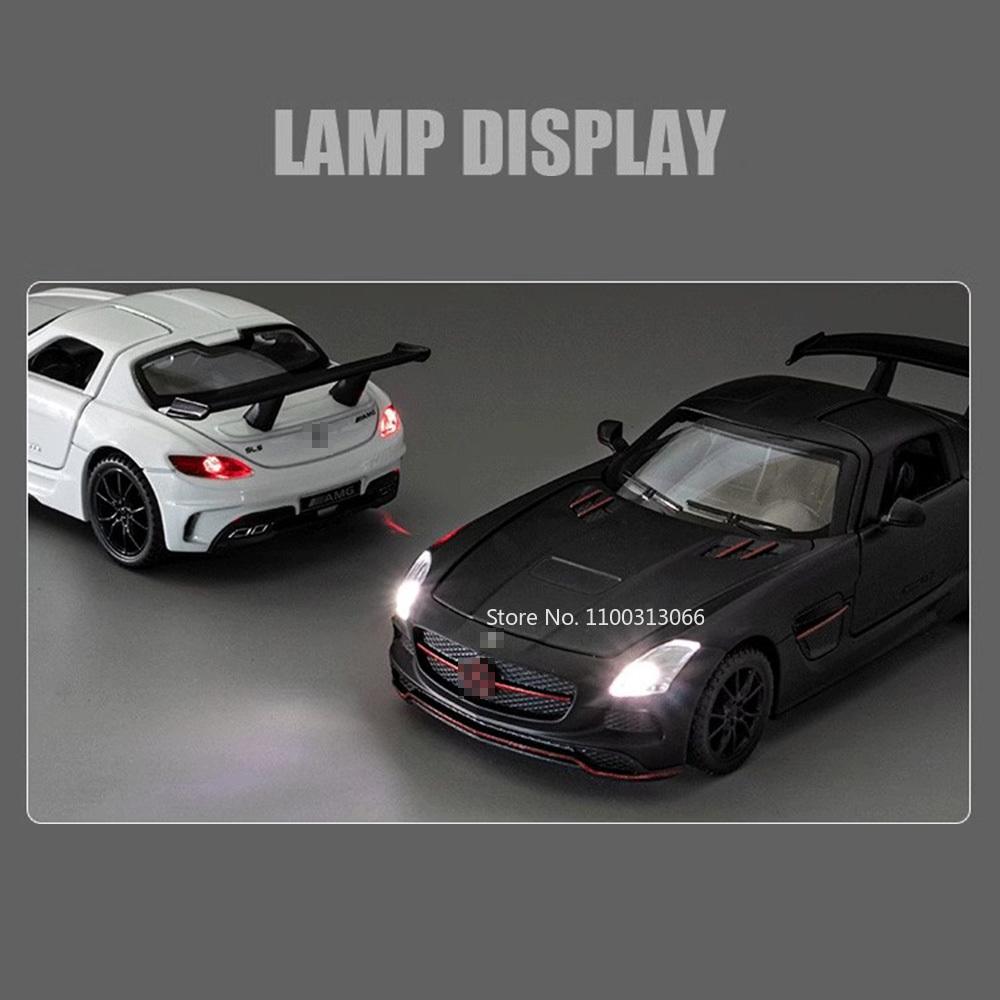 1:32 Scale Alloy SLS GLE 63S Cars Model Toys Sound Light Miniature Toy Car 4 Doors Opened Vehicle Boys Birthday Collection Gifts