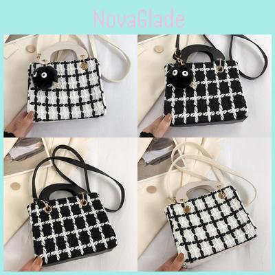 Artistic Winter Wool Handbag With Checkered Design And Dual Shoulder Straps For Daily Outfits