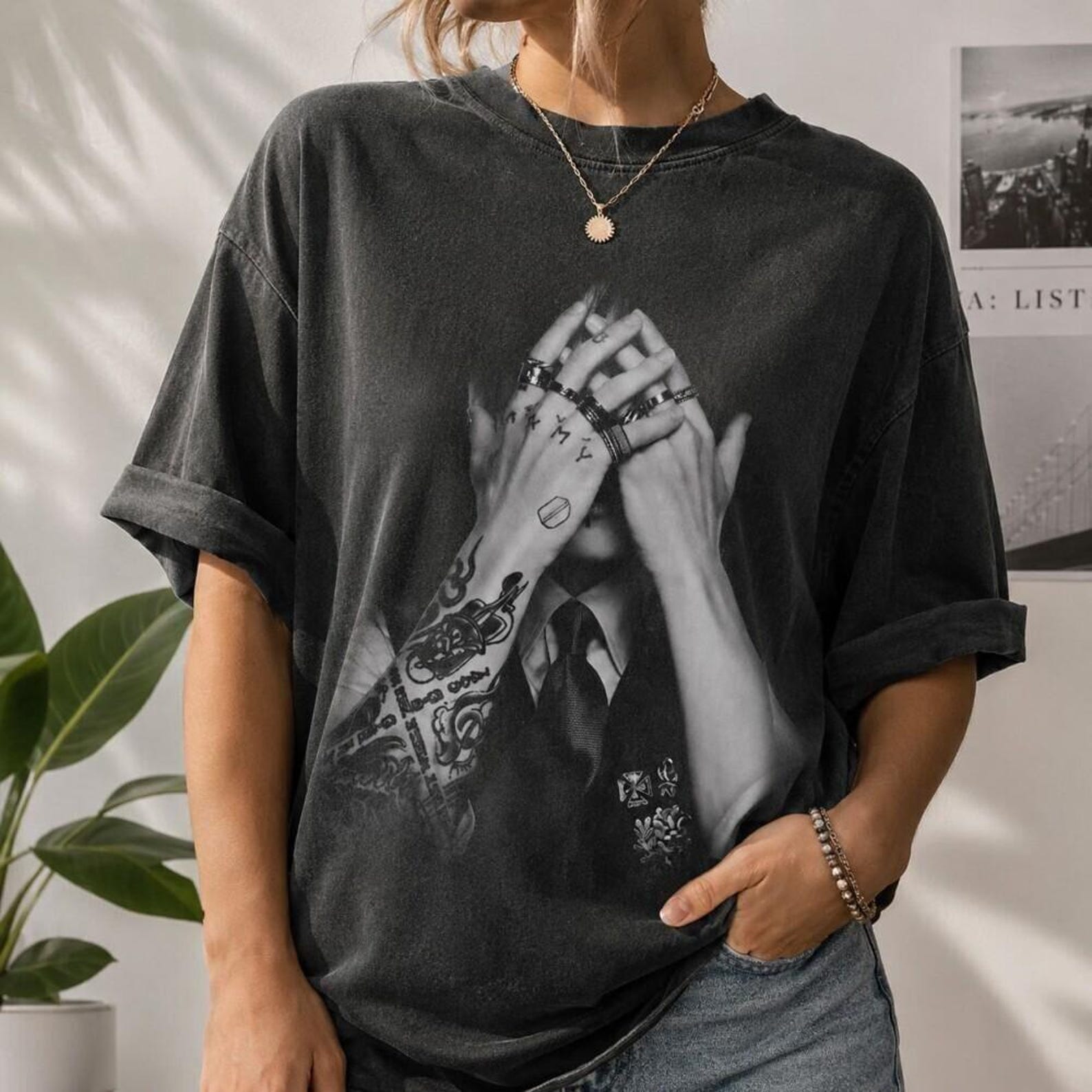 Jungkook Vintage Shirt, Jung Kook T-Shirt, Jungkook Music Gifts Tee, Jungkook Kpop Fan Gifts Tee XL