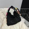Fashiable Hollow Out Floral Casual Crossbody Bag, Stylish Crochet Shoulder Bag, Color Positi Flowers Shoulder Strap Random