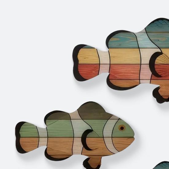 3 Pcs Wooden Tropical Fish Wall Art Coastal Hanging Clownfish Wall Decor Nautical