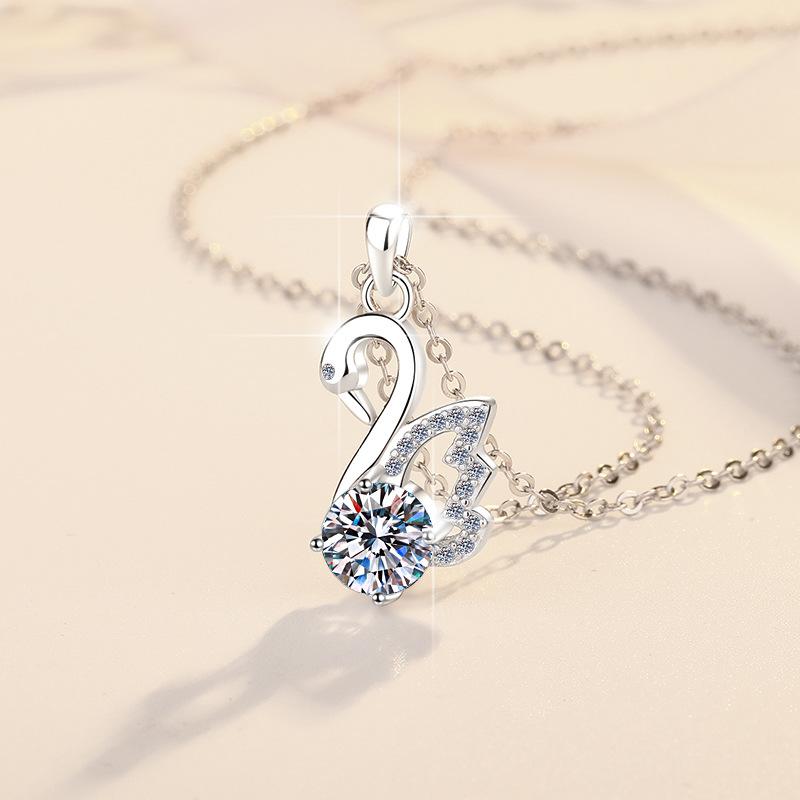 S925 Silver Necklace Women's Light Luxury Niche Swan Pendant 1 Carat D Color Moissanite Collarbone Chain Fashion Jewelry 2026