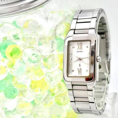 Used [New Battery] SEIKO Lukia Ladies Watch Silver Rectangular 1N01-0CD0 270066