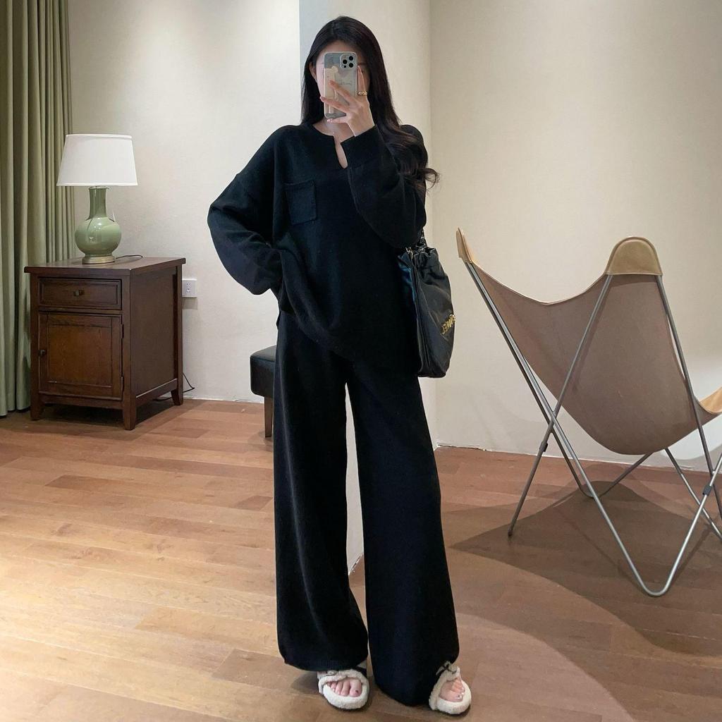 Light Knit Autumn-Winter V-Neck Sweater & Wide-Leg Pants Women’s Set