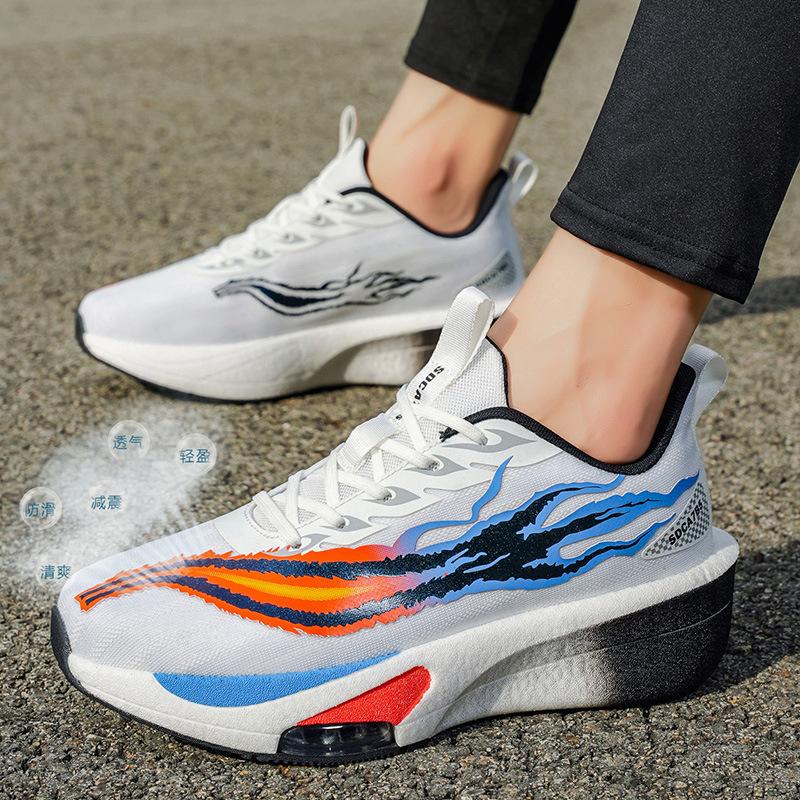 New Ultra-light Outdoor Soft-soled Shock-absorbing Sports Shoes for Men and Women, Versatile Wear-resistant and Non-slip Racing Carbon Board Running