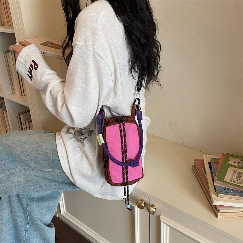 Single-shoulder Crossbody Bag with Contrasting Straps for Water Bottle and Umbrella, Fashionable Dopamine Mobile Phone Bag