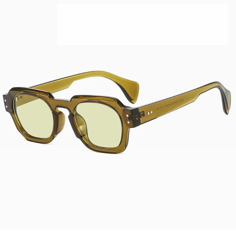 New Square Sunglasses Women Fashion Clear Ocean Lens Eyewear UV400 Vintage Brand Designer Men Rivets Punk Glasses