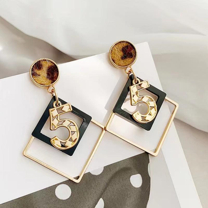 Elegant Black Butterfly Tassel Earrings - Sweet, Cool, and Versatile Design