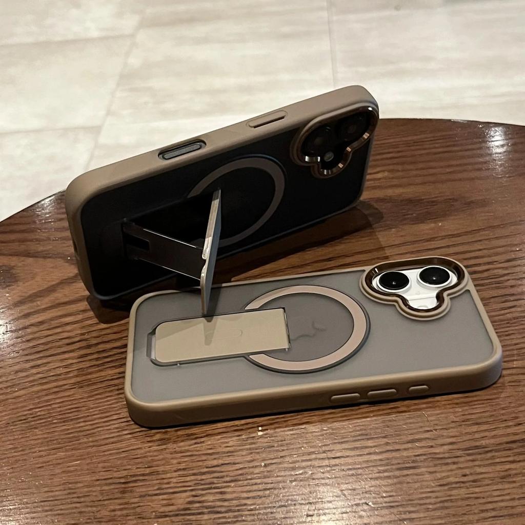 Luxuriöses kabelloses Magsafe-Ladegehäuse für iPhone 11 12 13 14 15 16 Pro Max Plus mit magnetischer Ringhalterung, Kameraschutzabdeckung