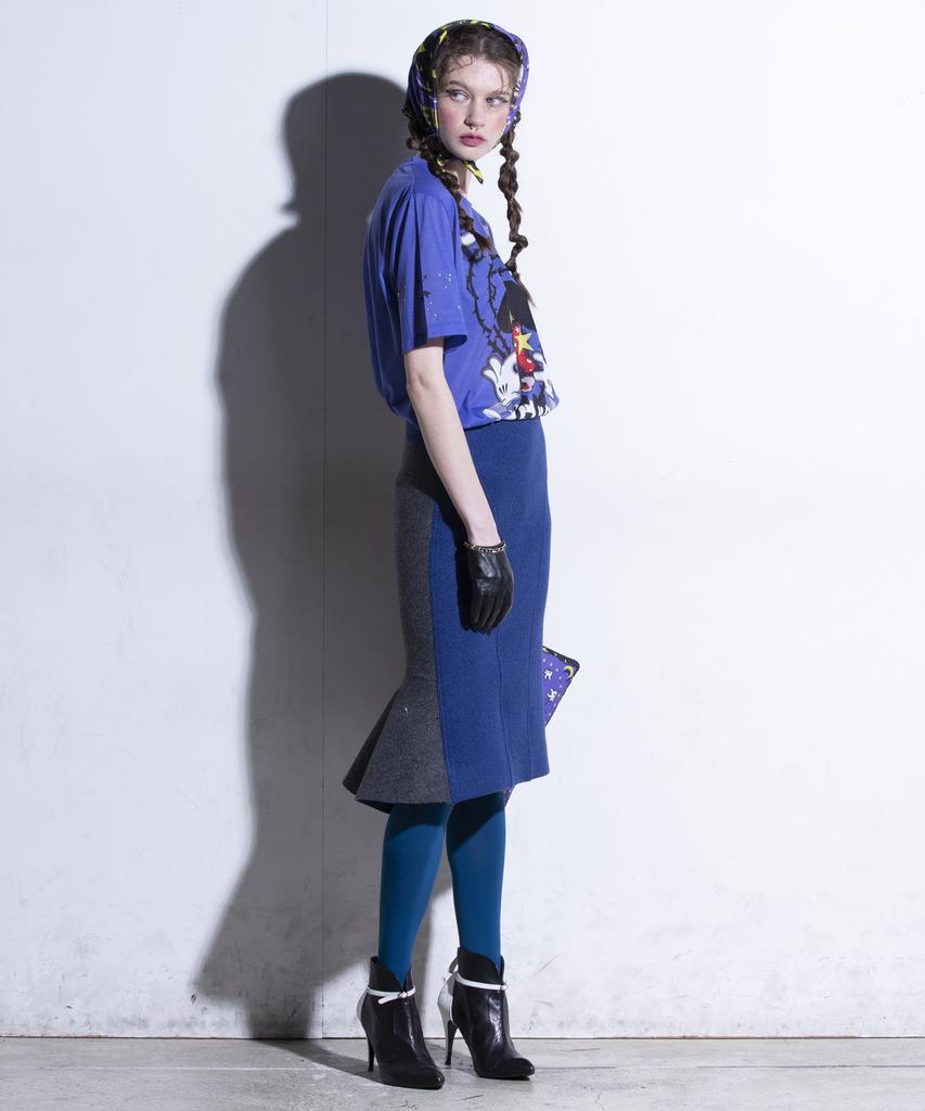 GREEDILOUS Blue One-Point T-Shirt