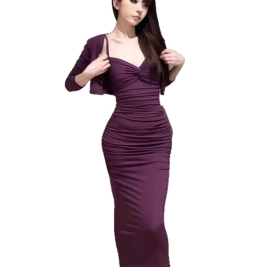 Cardigan & Camisole Dress: Sexy Two-Piece Set with Short Jacket and Hip-Hugging Long Skirt