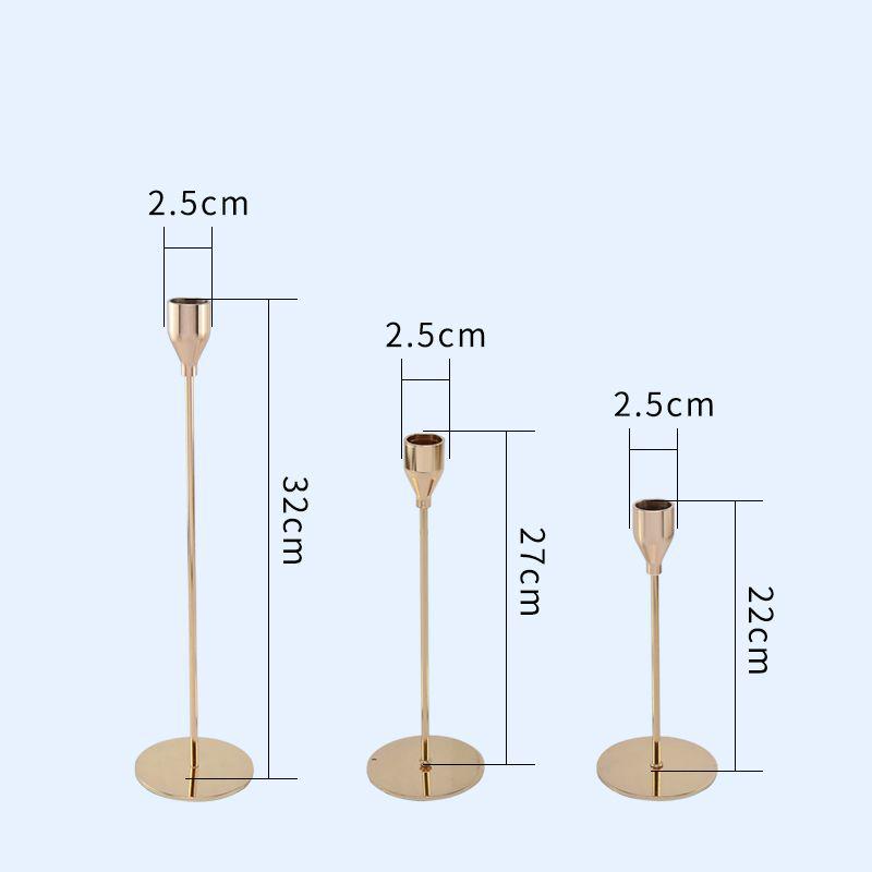 European-Style Luxury Metal Candlestick for Wedding and Candlelight Dinner Decor