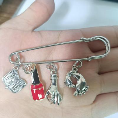 Broschen & Körperschmuck