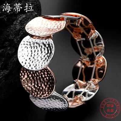 Neues retro geometrisches kontrastierendes Scheibenarmband, vergoldet, silberne umweltfreundliche Legierung mit elastischem Seil verbunden