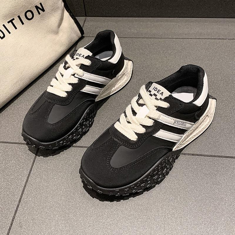 

Popular dad shoes for women in the spring and autumn of 2024, new super fire moral training shoes, thick-soled feet, small sports and leisure shoes fo 35 чёрный