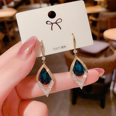 Luxurious Temperament, Diamond Geometric Diamond Earrings, Personalized Earrings