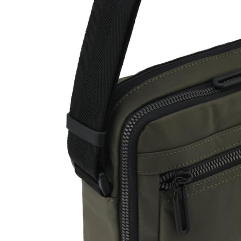 Mandarina Duck Crossbody Gjt03024