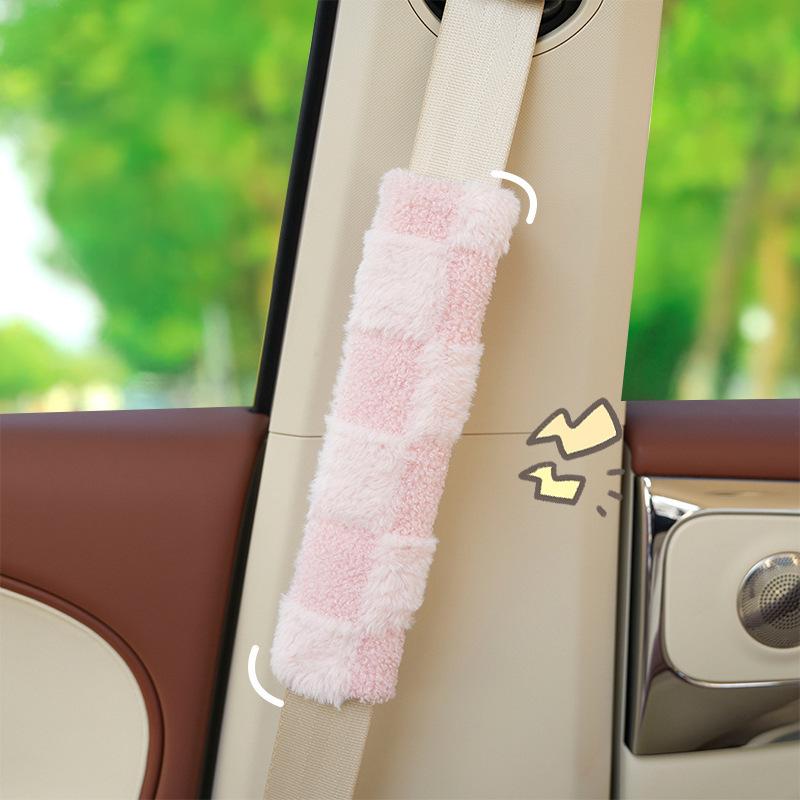 Plush Car Seatbelt Shoulder Pad - Anti-Choking Strap Cover & Creative Decoration