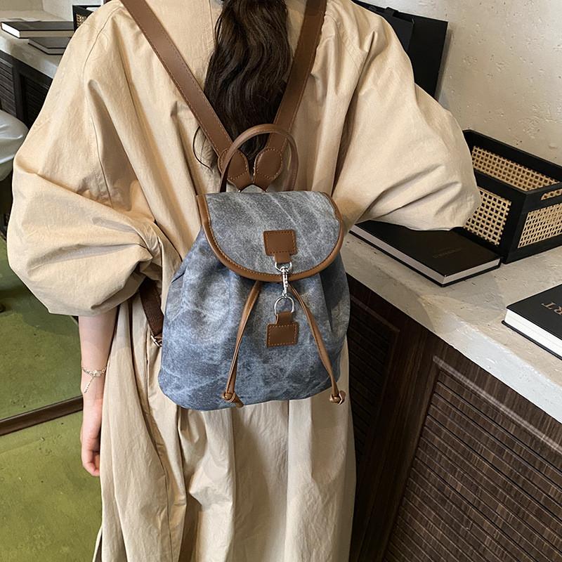 Stylish Pu Shoulder Bag For Women With Comfortable Soft Structure And Inner Pouch Suitable For Daily