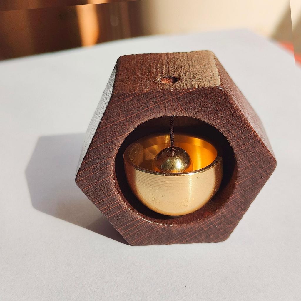Wind chime door bell, made of beech wood and brass, magnetic car-mounted simple decorative pendant