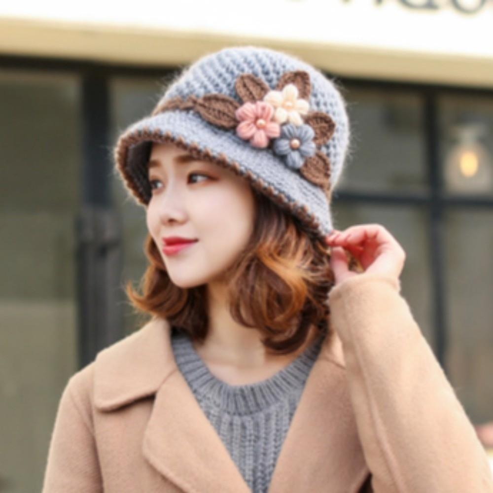 Plush Knitted Bucket Hat Warm Floral Crochet Hat Fashionable Yarn Cloche Hat Winter