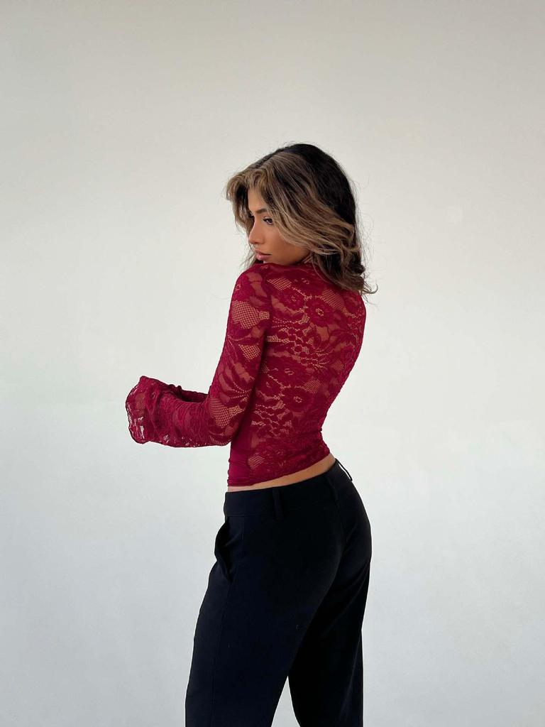Women's Sexy Slimming Lace T-shirt with Cutout Design