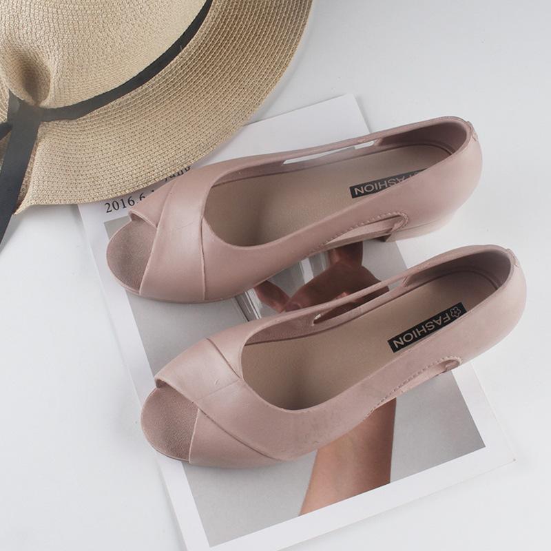 

Heli shark sandals women s summer new bag heel single shoes fish mouth thick heel flat bottom casual wear solid color fashion sandals 40