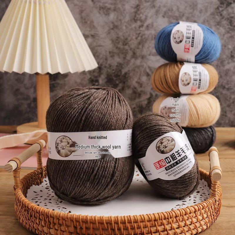 Medium-Thick Fuzzy Wool Yarn Balls for Handmade DIY Crochet & Knitting: Ideal for Scarves & Sweaters