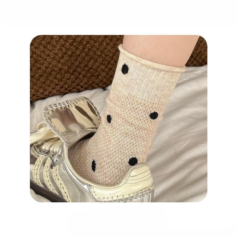 

Девушки собирают свои летние тонкие носки в горошек с подворотами для студенток 1 pair бежевый