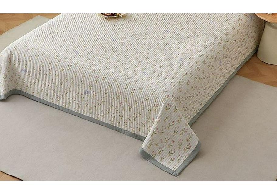 Premium Non-Slip Washable Cotton Quilted Bed Cover for All Seasons