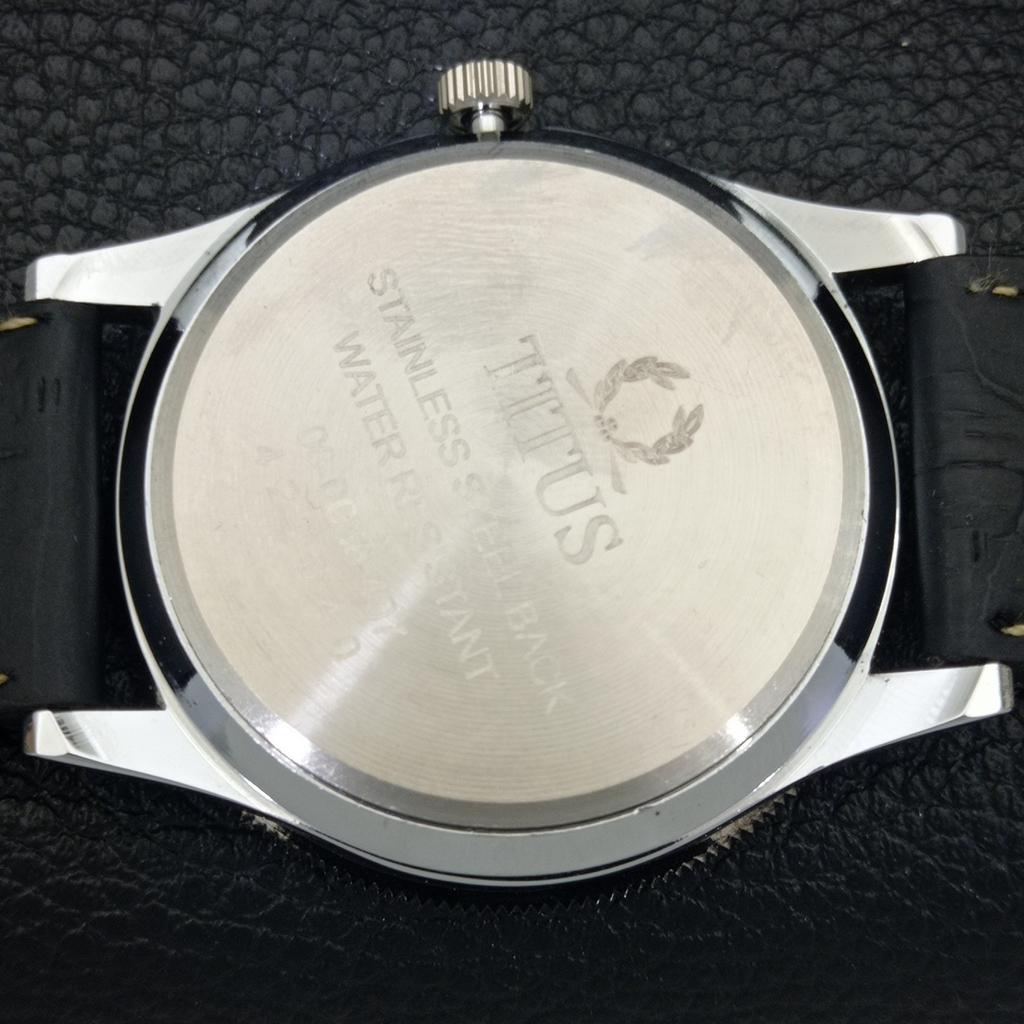 Käsitsi üleskeeratav VINTAGE TITUS SWISS MEESTE PÖÖRATAVA BEZELIGA MUSTA NUMBRILAUAGA KELL a700244-5 R202-a700244