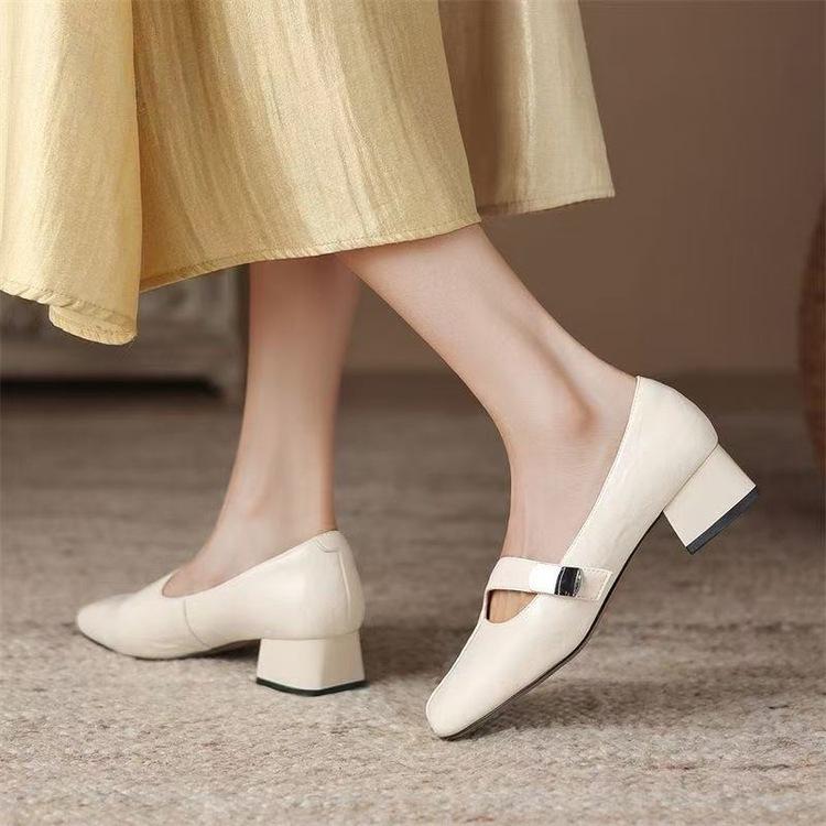 French square head shallow mouth single shoes spring and summer new low-heeled small leather shoes thick-heeled Mary Jane shoes