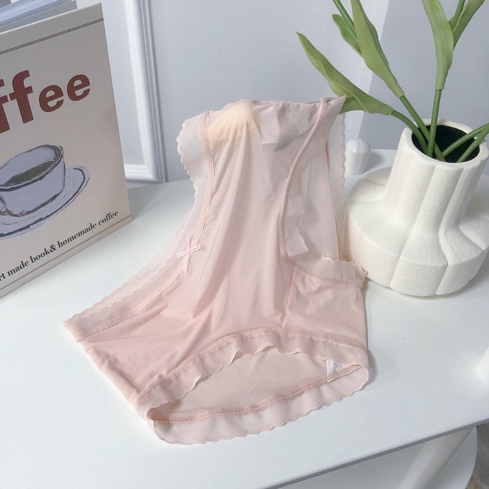 

Женские ультратонкие дышащие быстросохнущие бесшовные трусы из ледяного шелка One Size (80-135 jin)