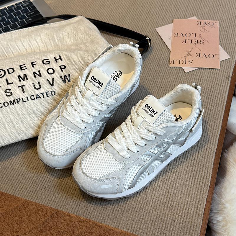 

2025 new red soft leather platform German training shoes women s ins trendy versatile niche super fire light versatile Forrest Gump shoes 35