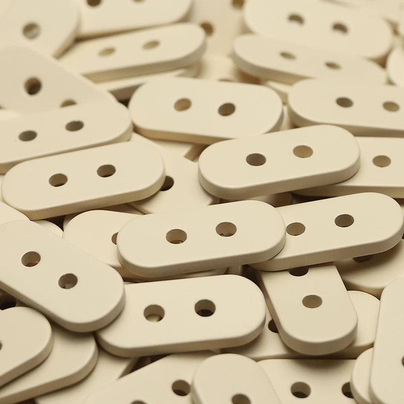 

5 шт. овальная двухглазая полимерная пуговица для куртки-пуховика, веревочная пуговица, женская куртка, двухсторонняя нейлоновая ветровка, пуговица 1 #[QH two eyes long oval beige]