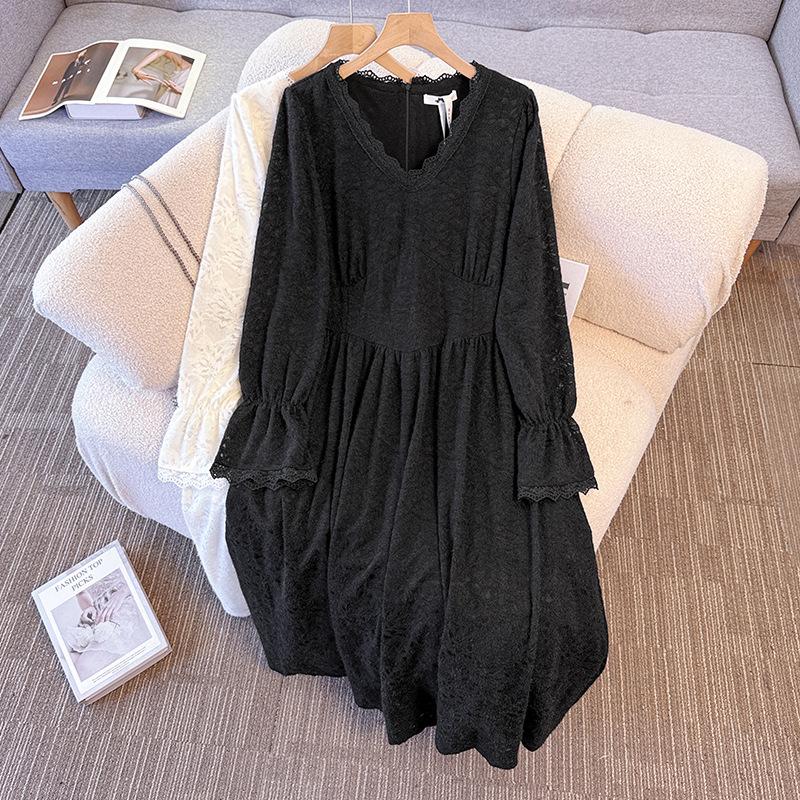 Big Size Women's Fall and Winter Padded and Thick Lace Dress - Stunning Inner-layer Long Dress