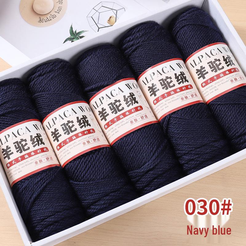 Mitteldickes Alpakawollgarn für DIY-Strickarbeiten - Perfekt für Pullover, Mäntel, Schals, Häkel- und Strickprojekte mit Nadeln.